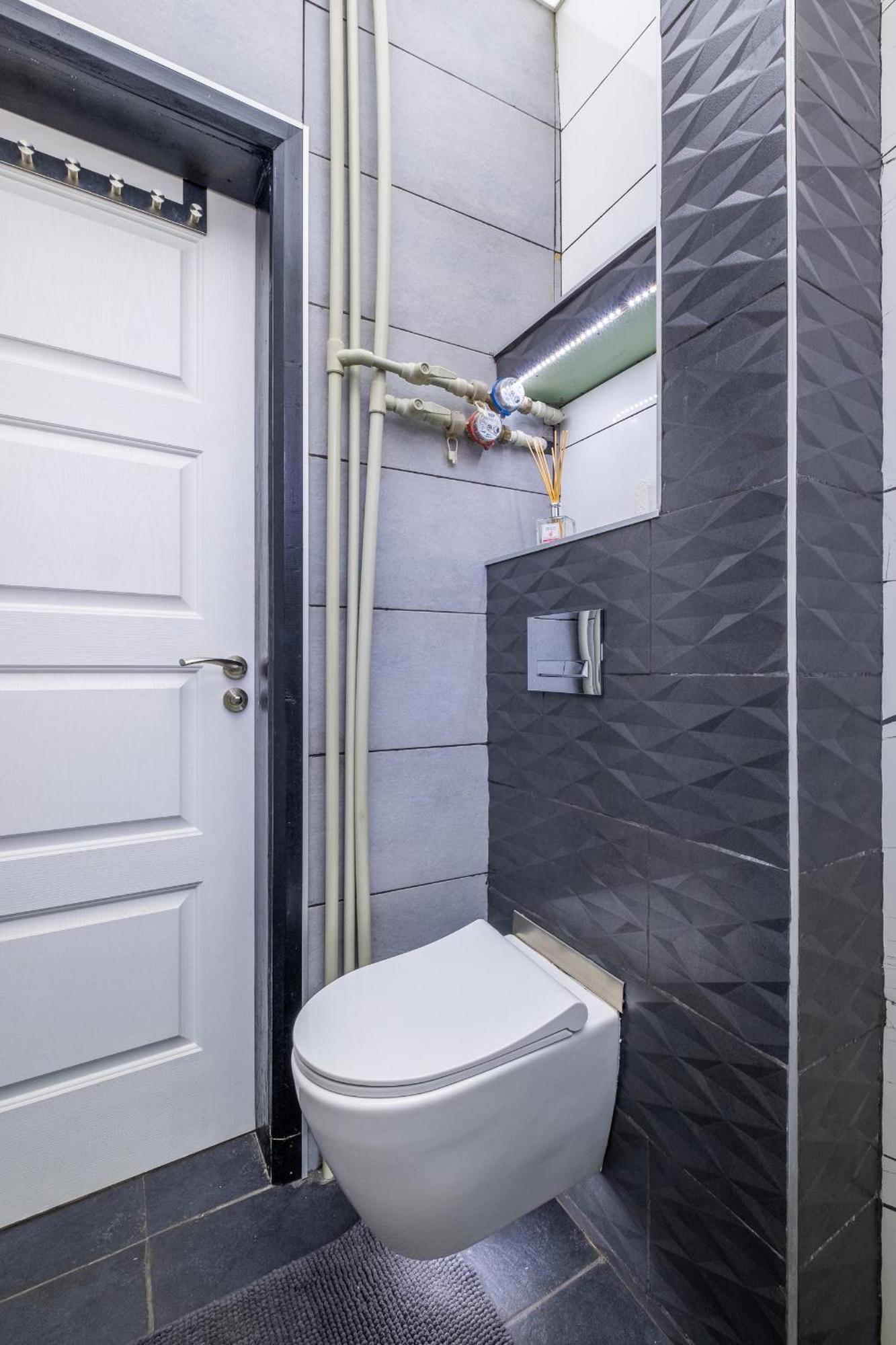 Modern , Spacious 2Br Apartment In Top Center Софія Екстер'єр фото