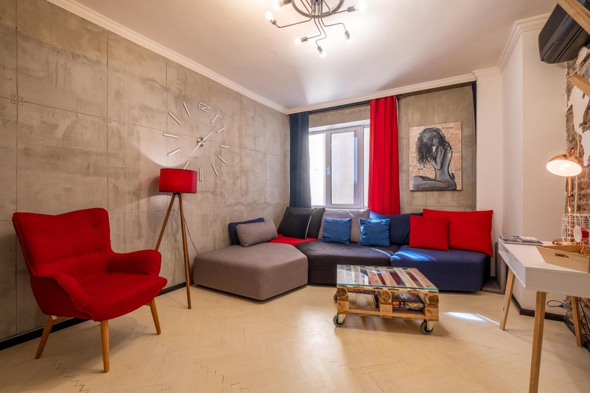 Modern , Spacious 2Br Apartment In Top Center Софія Екстер'єр фото